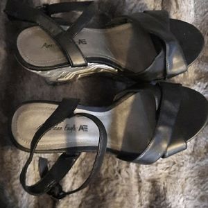 American eagle wedged sandles💙